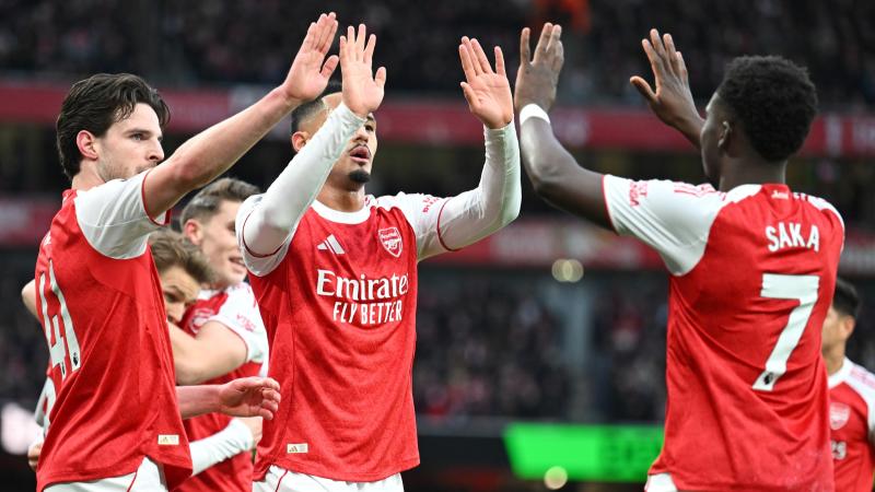 王燊超：最高兴的事是冠军留在了上海；中超整体水平在进步（王燊超：最欣慰冠军留在上海，中超整体水平稳步提升）