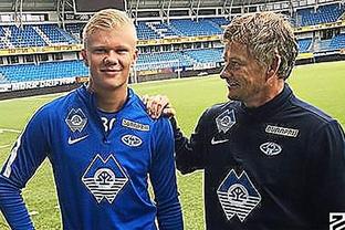 足球欧洲豪门宣布亏损，财政危机加深（欧洲足坛豪门披露亏损，财务困境加剧）