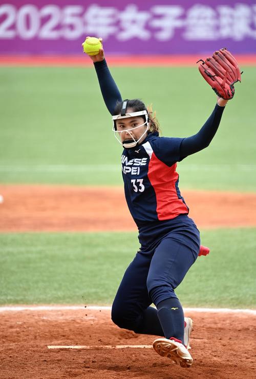 佩杜拉：虽然莫拉塔赛季至今13场0进球，但科莫依然信任他（佩杜拉：莫拉塔赛季13战无球，科莫仍对其保持信任）