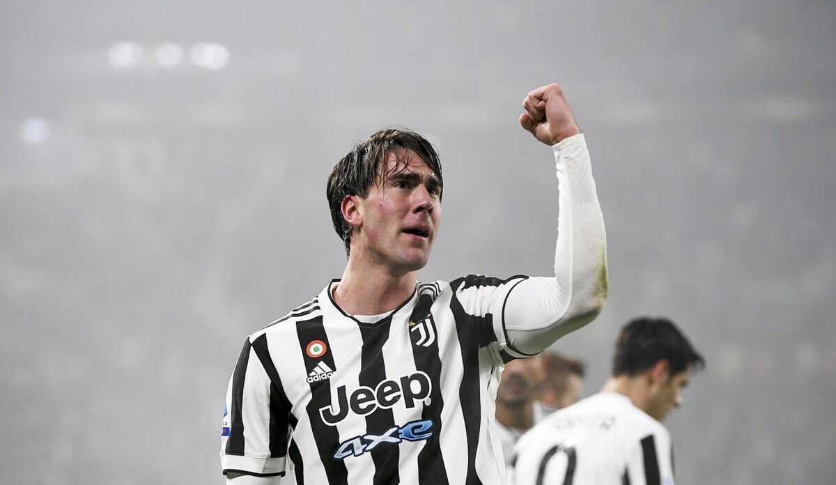 十人多特1-1弗赖堡跌至德甲第三 小贝林厄姆染红霍勒精彩凌空侧勾（少打一人多特1-1弗赖堡降至德甲第3 小贝林厄姆染红霍勒凌空侧勾）