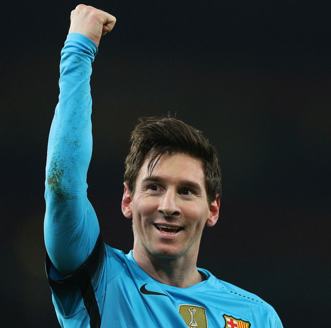 迈阿密3-1温哥华成功夺冠！梅西击败苦主穆勒，收获生涯第47冠（迈阿密3-1击退温哥华捧杯，梅西力克宿敌穆勒收获生涯第47冠）