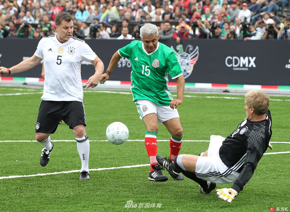 这队的化学反应肉眼可见（这支队伍的默契一眼可见）